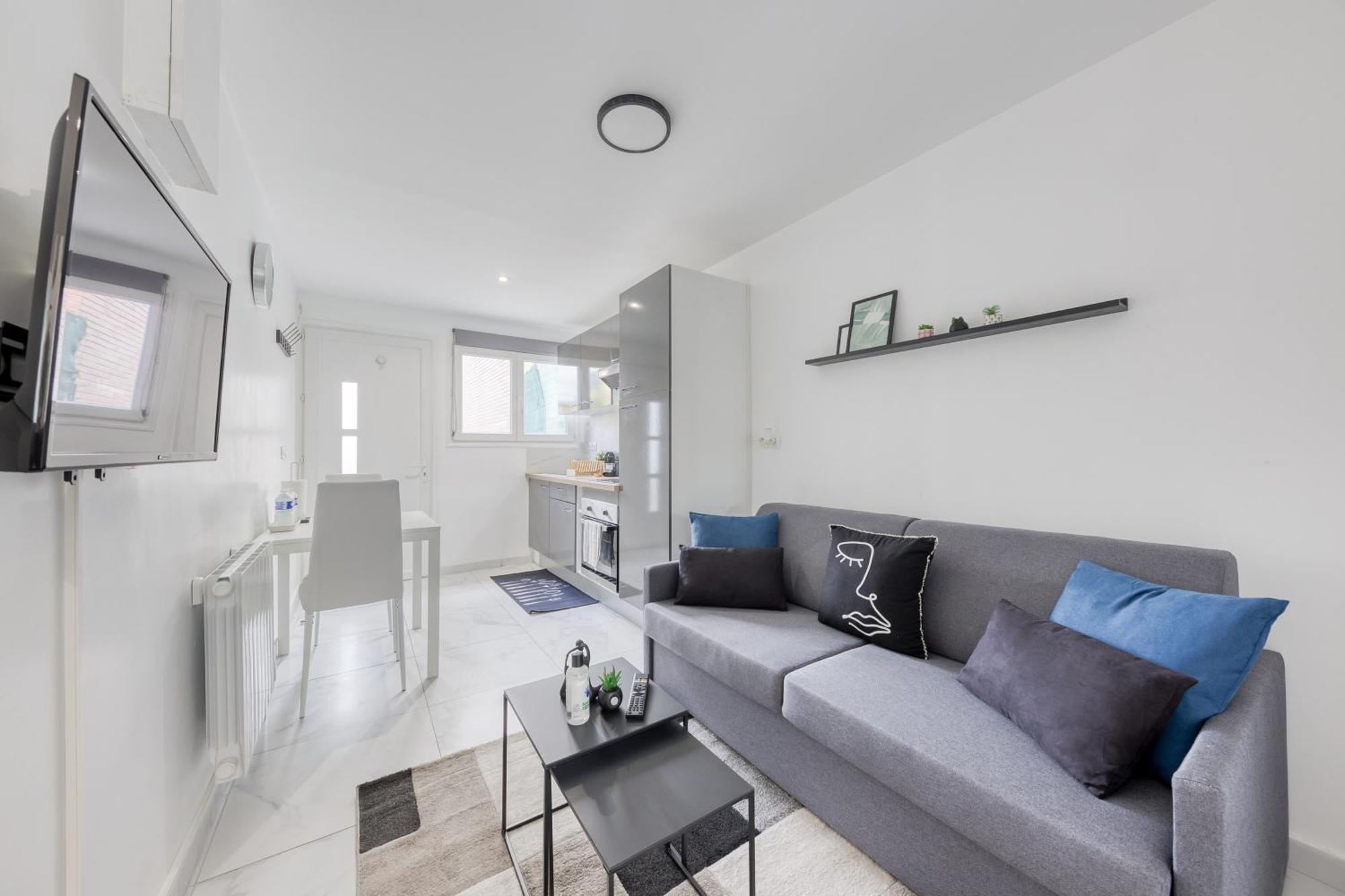 Appartement - 4 Personnes - Parking Prive - Metro 7 - Rer B La Courneuve Εξωτερικό φωτογραφία